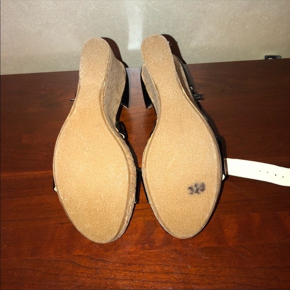 Nine West Black Patent Leather Wedges - Picture 6 of 6